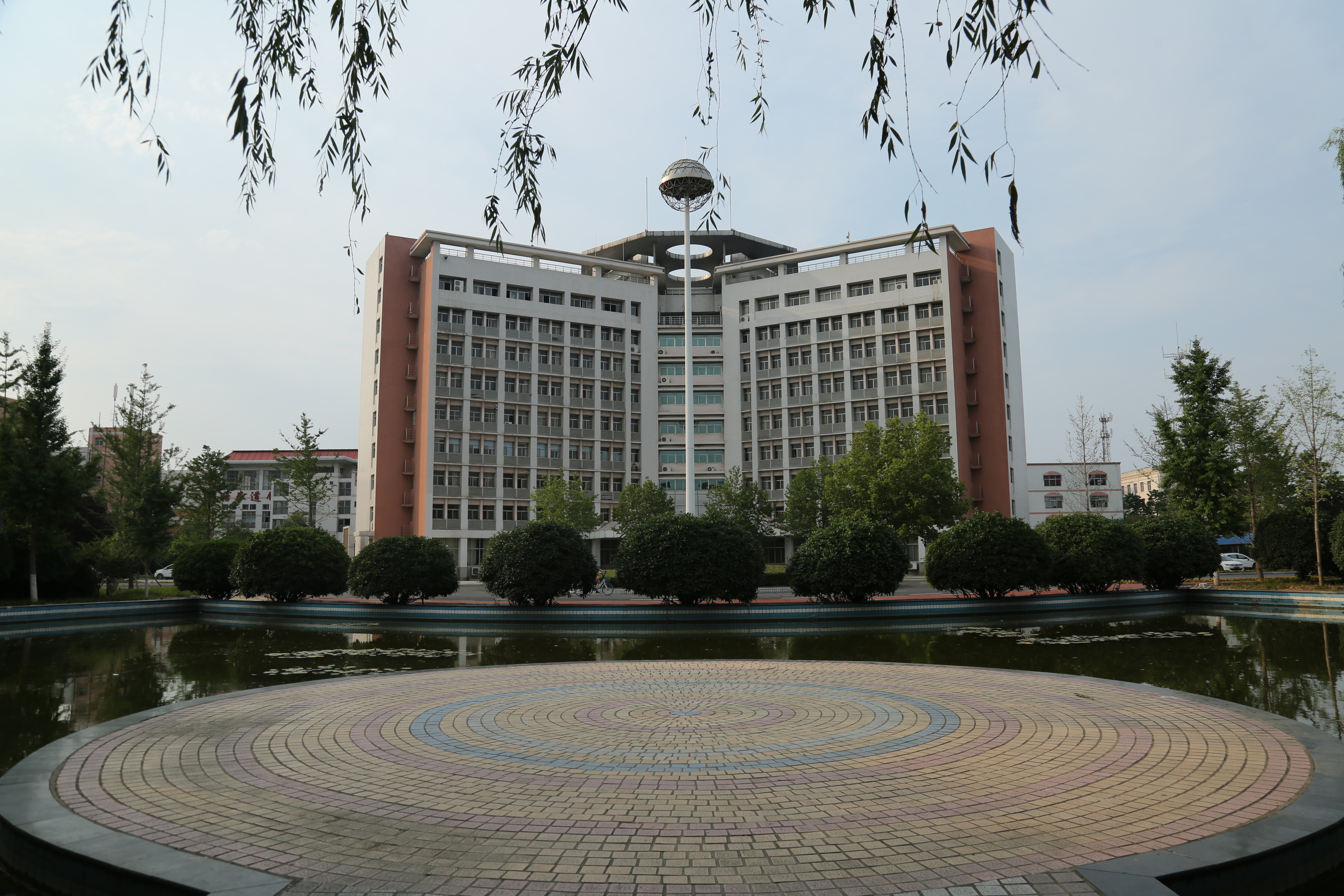 商丘师范学院