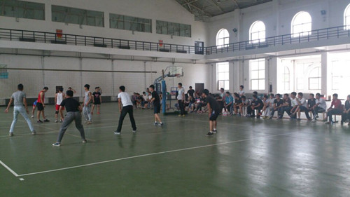 体育学院排球比赛.jpg