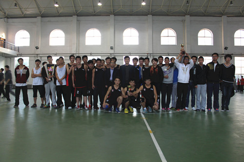 体育学院迎新篮球赛.jpg
